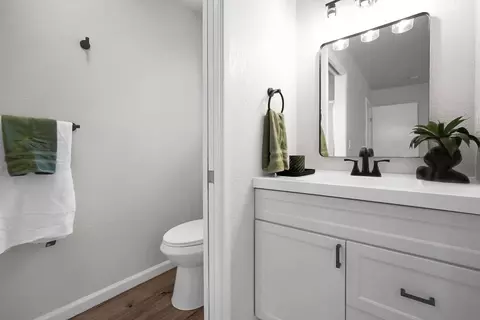 Bath - 1505 Staci Ln, Modesto, CA 95355 photo 2 of 3