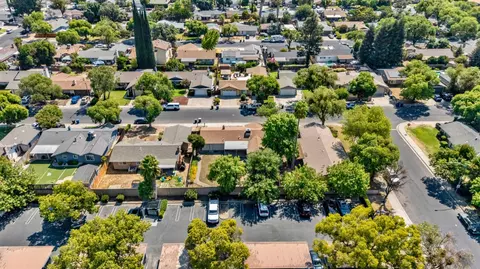View/Area - 1505 Staci Ln, Modesto, CA 95355 photo 5 of 7