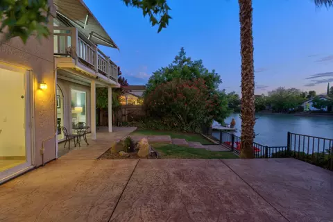 9080 Trumbauer Way, Elk Grove, CA 95758