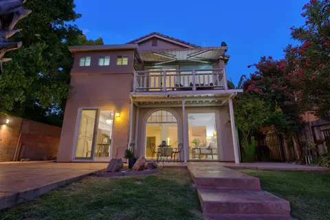 9080 Trumbauer Way, Elk Grove, CA 95758