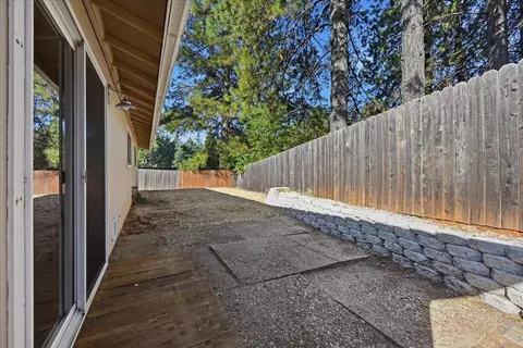 Exterior - 110 King Ct, Grass Valley, CA 95945 photo 4 of 5