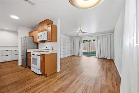Living - 110 King Ct, Grass Valley, CA 95945 photo 1 of 2