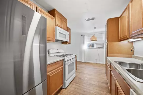Kitchen - 110 King Ct, Grass Valley, CA 95945 photo 2 of 2