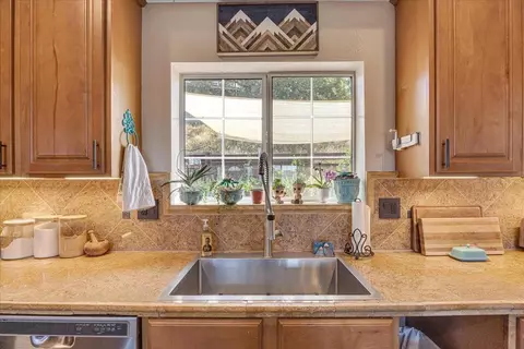 Kitchen - 2279 Arrowhead St, Copperopolis, CA 95228 photo 8 of 9