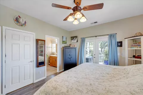 Bedroom - 2279 Arrowhead St, Copperopolis, CA 95228 photo 2 of 7