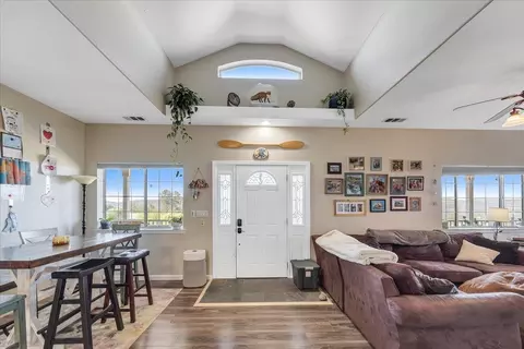 Entry Way - 2279 Arrowhead St, Copperopolis, CA 95228 photo 5 of 6