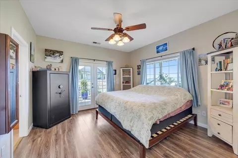 Bedroom - 2279 Arrowhead St, Copperopolis, CA 95228 photo 1 of 7