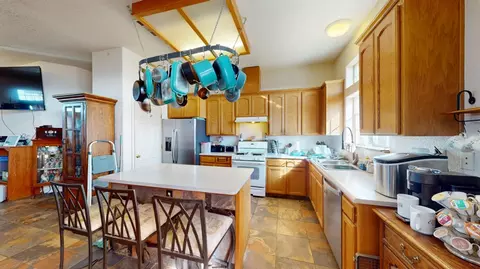Kitchen - 2391 Charmstone Way, Copperopolis, CA 95228 photo 2 of 2