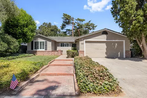105 Waterglen Cir, Sacramento, CA 95826