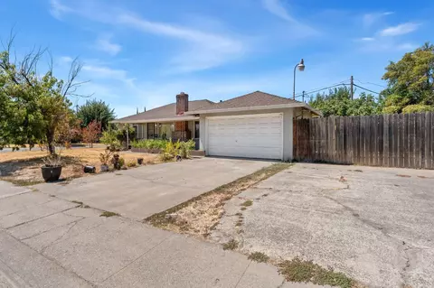 3710 Bolivar Ave, North Highlands, CA 95660