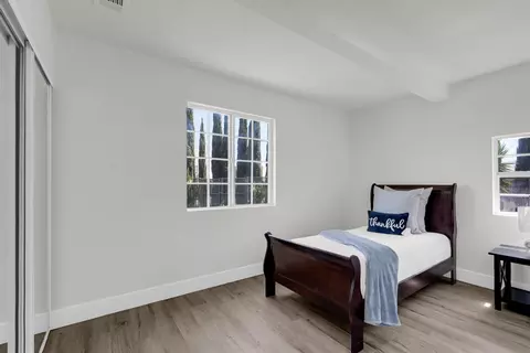 Bedroom - 379 E 22nd St, Tracy, CA 95376 photo 2 of 4