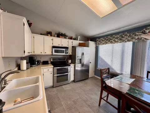 Kitchen - 240 Gelf Ln, Modesto, CA 95357 photo 1 of 5