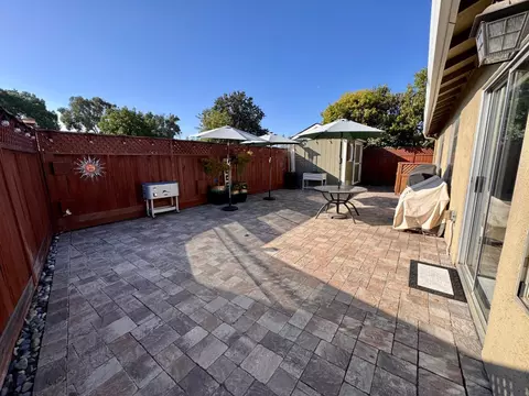 Exterior - 240 Gelf Ln, Modesto, CA 95357 photo 10 of 13
