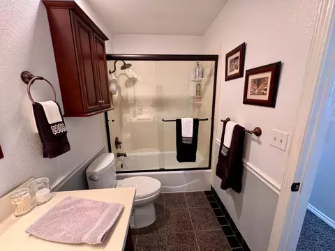 Bath - 240 Gelf Ln, Modesto, CA 95357 photo 6 of 6