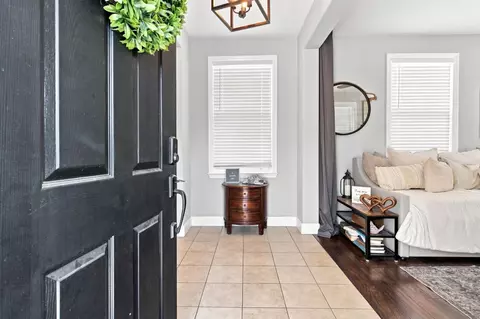 Entry Way - 1845 Kagehiro Dr, Tracy, CA 95376 photo 1 of 7