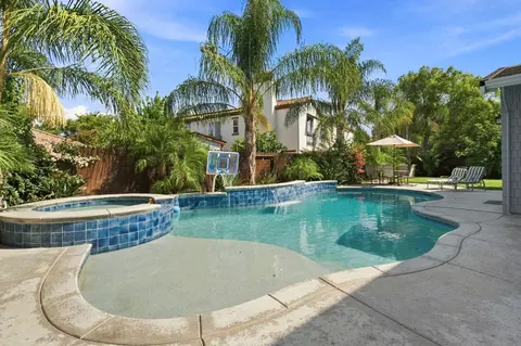 Exterior - 1845 Kagehiro Dr, Tracy, CA 95376 photo 5 of 12