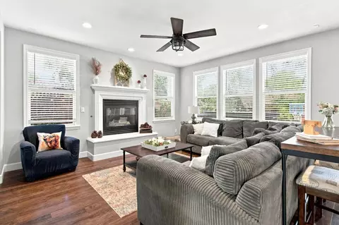 Living - 1845 Kagehiro Dr, Tracy, CA 95376 photo 1 of 3