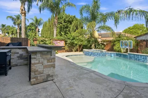 Exterior - 1845 Kagehiro Dr, Tracy, CA 95376 photo 4 of 12