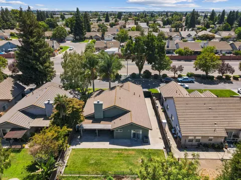View/Area - 269 E Century Blvd, Lodi, CA 95240 photo 3 of 3