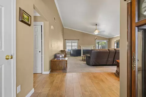 Entry Way - 269 E Century Blvd, Lodi, CA 95240 photo 1 of 3