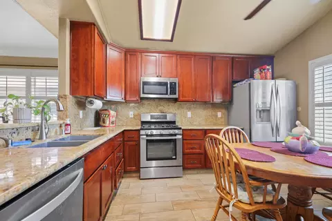 Kitchen - 269 E Century Blvd, Lodi, CA 95240 photo 1 of 2