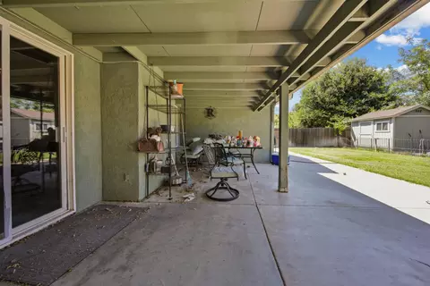 Exterior - 269 E Century Blvd, Lodi, CA 95240 photo 6 of 13