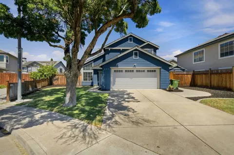 Exterior - 855 Westleigh Ct, Tracy, CA 95376 photo 3 of 9