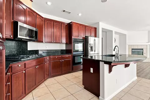 Kitchen - 1686 Aletsch Way, Manteca, CA 95337 photo 1 of 8