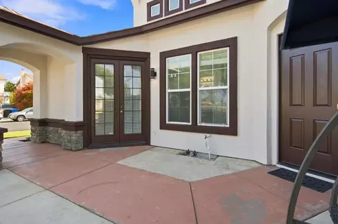 Exterior - 1686 Aletsch Way, Manteca, CA 95337 photo 5 of 8