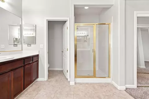 Bath - 1686 Aletsch Way, Manteca, CA 95337 photo 5 of 5