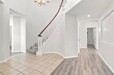 Entry Way - 1686 Aletsch Way, Manteca, CA 95337 photo 3 of 8