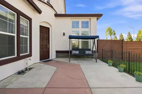 Exterior - 1686 Aletsch Way, Manteca, CA 95337 photo 4 of 8