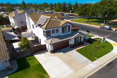 View/Area - 1686 Aletsch Way, Manteca, CA 95337 photo 3 of 15