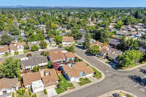 1195 Green Hill Dr, Roseville, CA 95661