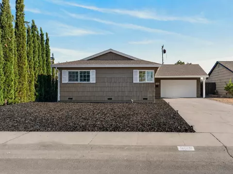 Exterior - 6129 Marwick Way, Carmichael, CA 95608 photo 2 of 6