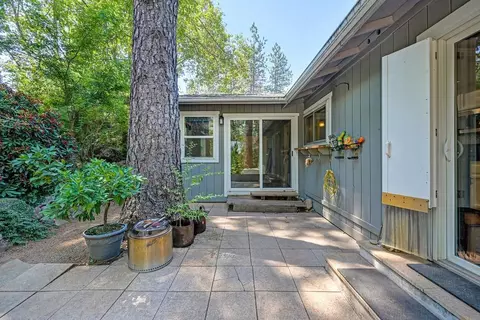 Exterior - 11575 Marilyn Ct, Grass Valley, CA 95949 photo 14 of 30