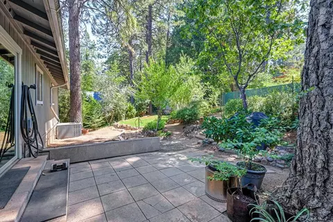 Exterior - 11575 Marilyn Ct, Grass Valley, CA 95949 photo 16 of 30