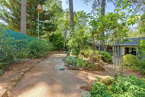 Exterior - 11575 Marilyn Ct, Grass Valley, CA 95949 photo 26 of 30