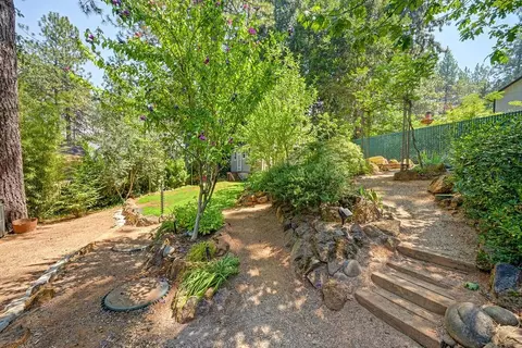 Exterior - 11575 Marilyn Ct, Grass Valley, CA 95949 photo 19 of 30