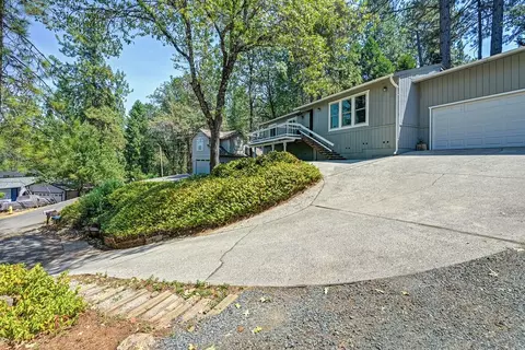 Exterior - 11575 Marilyn Ct, Grass Valley, CA 95949 photo 7 of 30