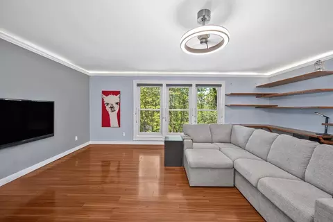 Living - 11575 Marilyn Ct, Grass Valley, CA 95949 photo 6 of 9