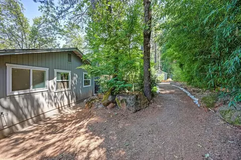 Exterior - 11575 Marilyn Ct, Grass Valley, CA 95949 photo 23 of 30