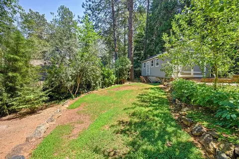 Exterior - 11575 Marilyn Ct, Grass Valley, CA 95949 photo 29 of 30