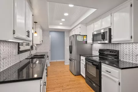 Kitchen - 11575 Marilyn Ct, Grass Valley, CA 95949 photo 3 of 3