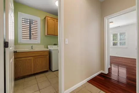 Entry Way - 4000 Viader Dr, Modesto, CA 95356 photo 7 of 13