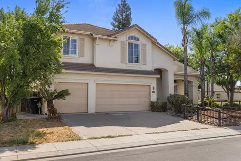 Exterior - 4000 Viader Dr, Modesto, CA 95356 photo 3 of 8