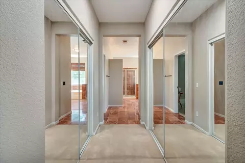 Entry Way - 537 Gregory, Manteca, CA 95336 photo 3 of 3