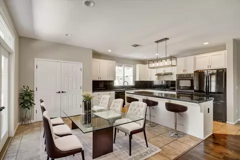 Dining - 537 Gregory, Manteca, CA 95336 photo 1 of 1