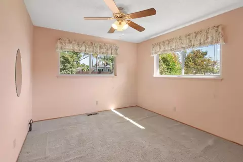 Bedroom - 6218 Saint James Dr, Carmichael, CA 95608 photo 5 of 7