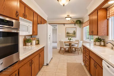 Kitchen - 6218 Saint James Dr, Carmichael, CA 95608 photo 3 of 8